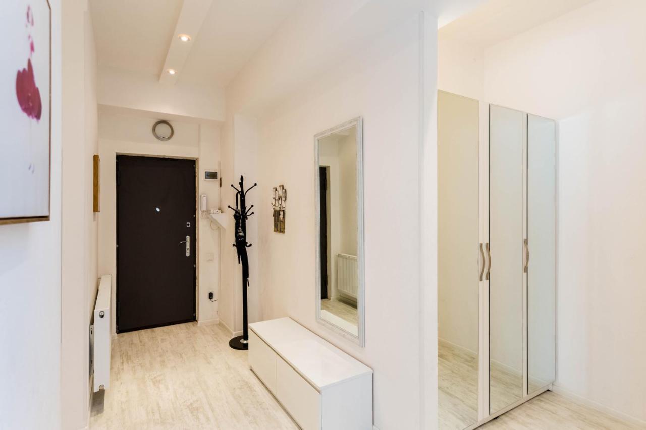 Luxury Apartment In The City Centre Тбилиси Экстерьер фото