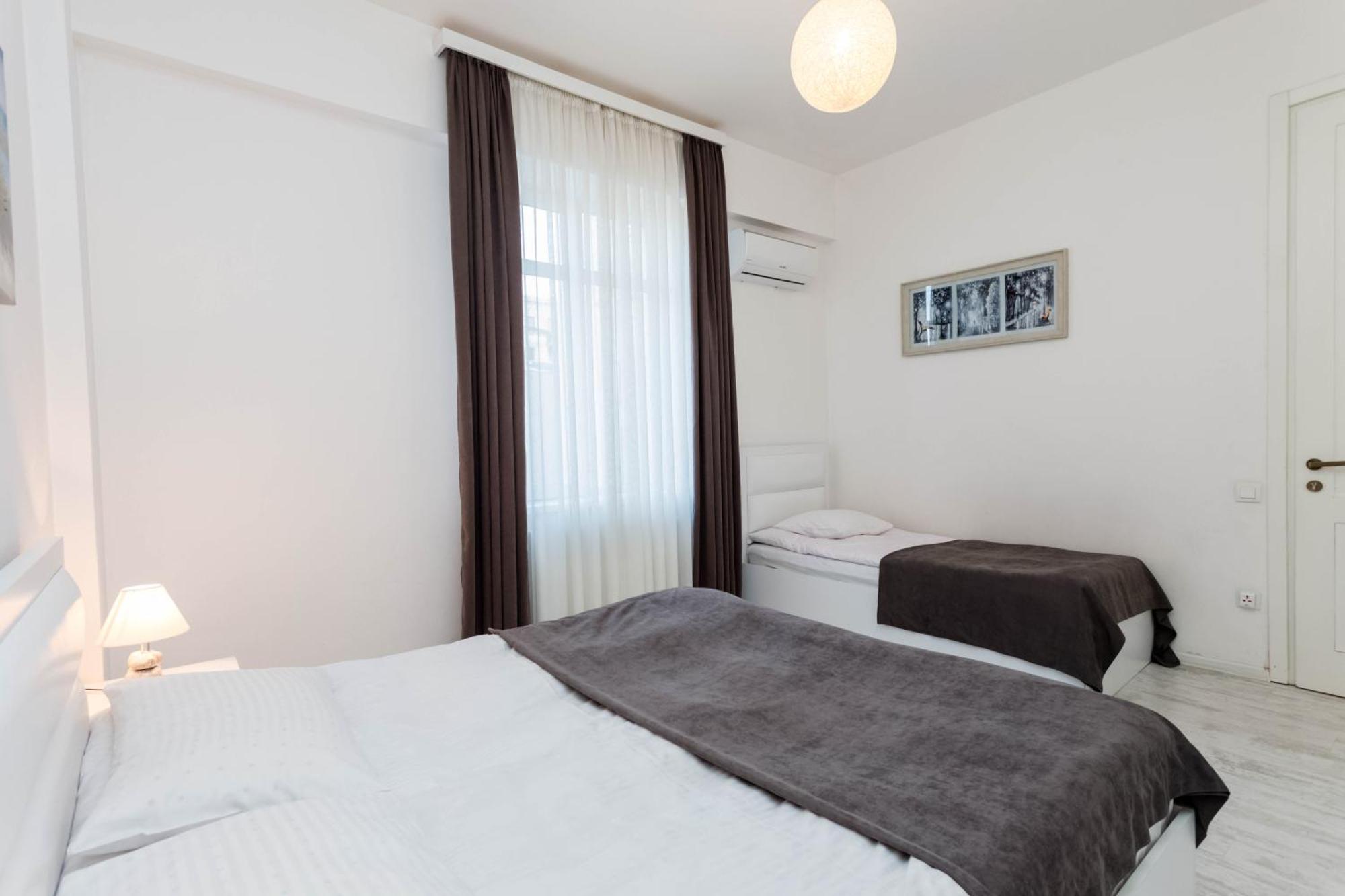 Luxury Apartment In The City Centre Тбилиси Экстерьер фото